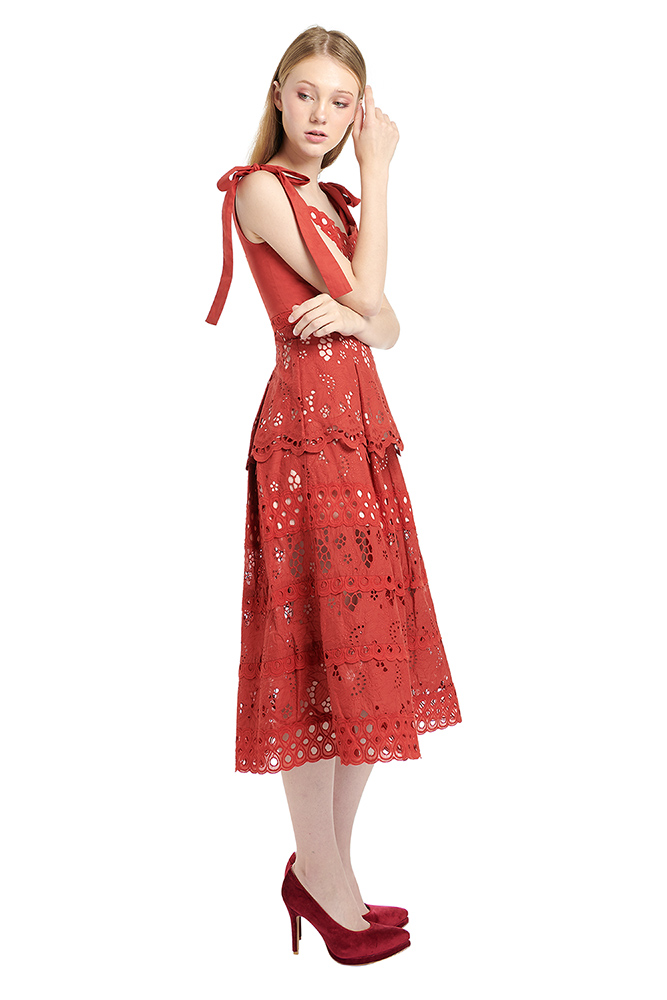 side view of the dress